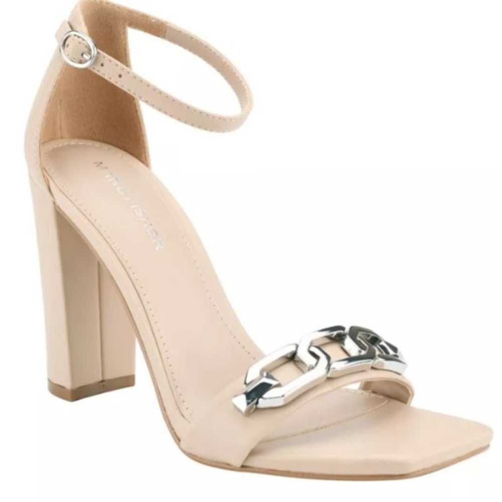 $49 NWT (8.5 & 9) MARC FISHER Sandal